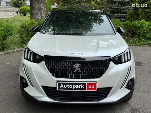Peugeot 2008 2021 белый - фото 2