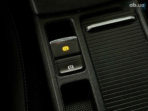 Skoda Octavia 2020 - фото 27