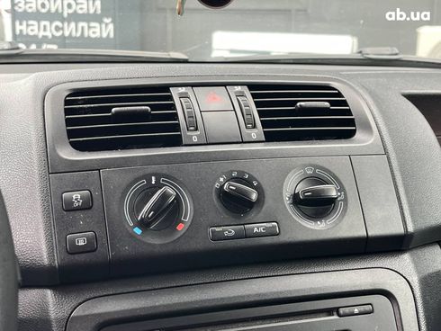 Skoda Fabia 2014 белый - фото 30