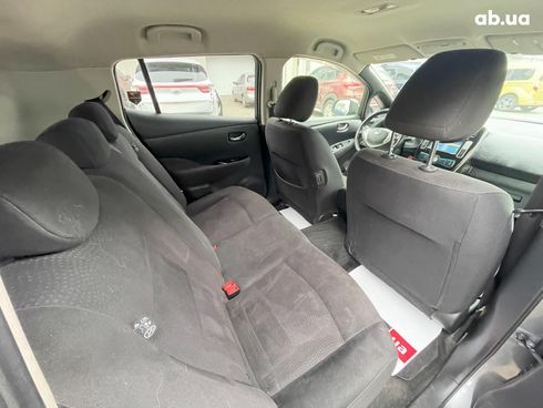 Nissan Leaf 2015 серый - фото 21