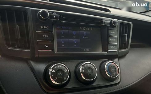 Toyota RAV4 2018 - фото 19