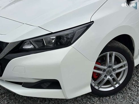 Nissan Leaf 2021 - фото 7