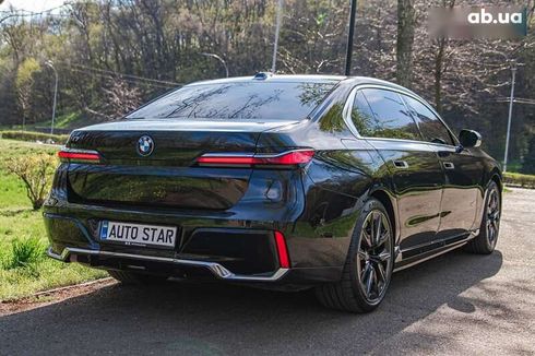 BMW i7 2022 - фото 5