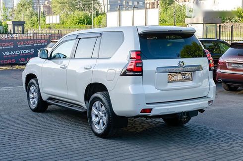 Toyota Land Cruiser Prado 2020 - фото 9