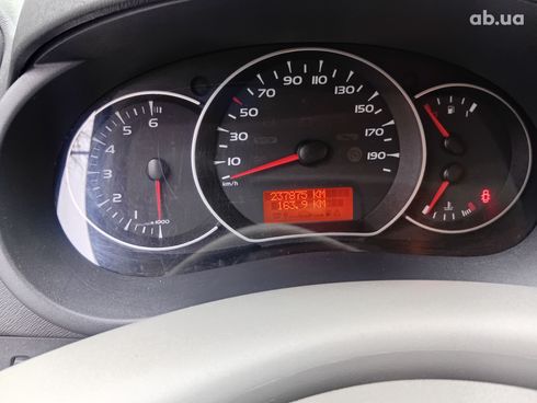 Renault Kangoo 2011 - фото 11