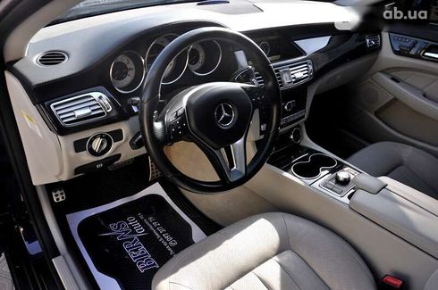 Mercedes-Benz CLS-Класс 2012 - фото 26