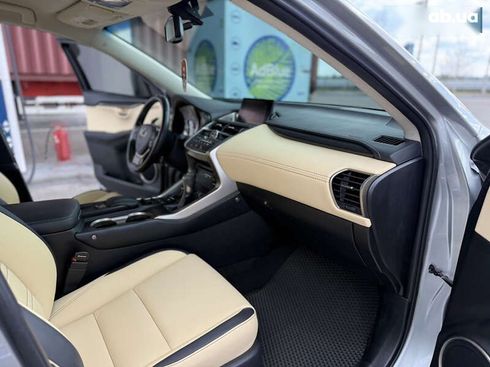 Lexus NX 2016 - фото 19
