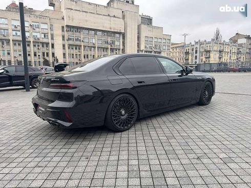 BMW 7 серия 2023 - фото 7