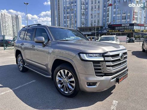 Toyota Land Cruiser 2023 - фото 28