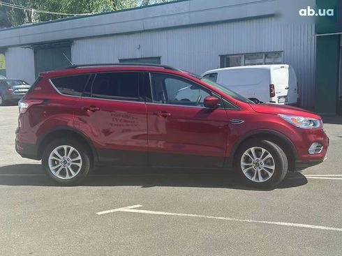 Ford Escape 2018 - фото 4