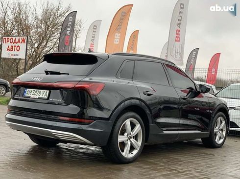 Audi E-Tron 2022 - фото 15