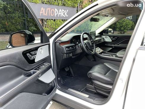 Lincoln Aviator 2022 - фото 14