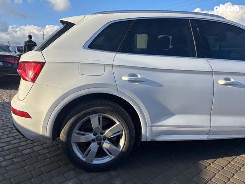 Audi Q5 2019 белый - фото 7