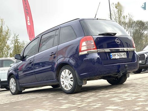 Opel Zafira 2011 - фото 18