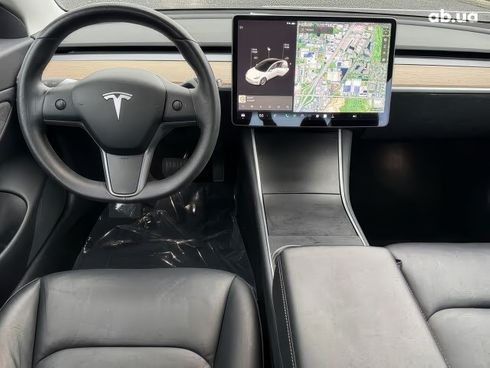 Tesla Model 3 2018 белый - фото 8