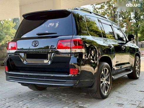 Toyota Land Cruiser 2020 - фото 16