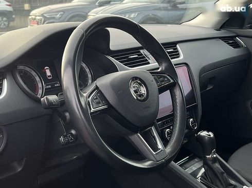 Skoda Octavia 2019 - фото 25