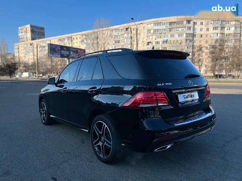 Mercedes-Benz GLE-Class 2018 - фото 8