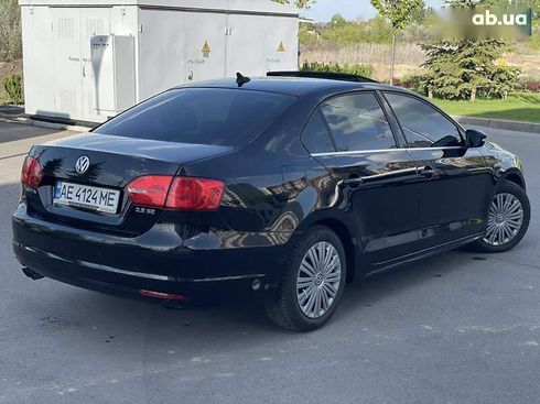 Volkswagen Jetta 2013 - фото 4