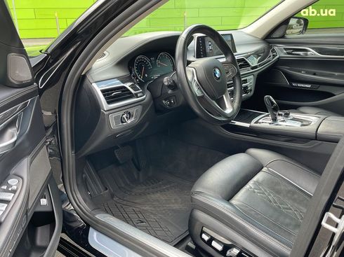 BMW 7 серия 2017 - фото 10