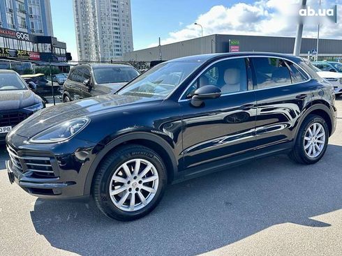 Porsche Cayenne 2018 - фото 15