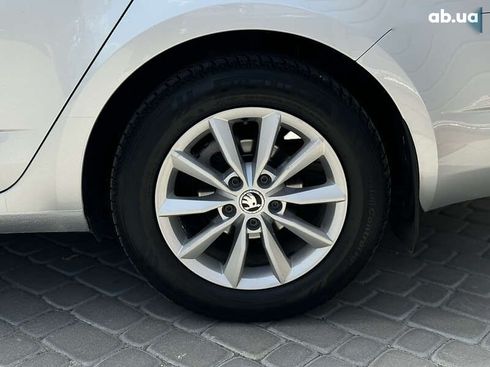 Skoda Octavia 2016 - фото 13