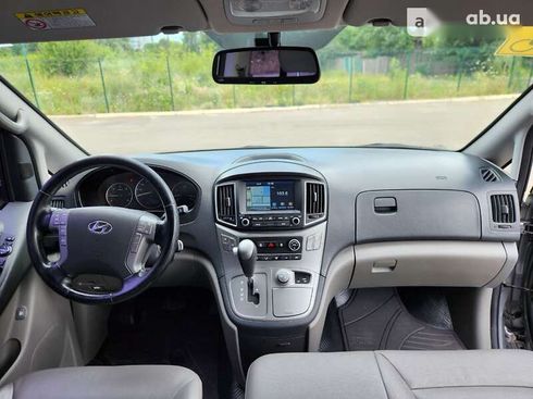 Hyundai Grand Starex 2017 - фото 18