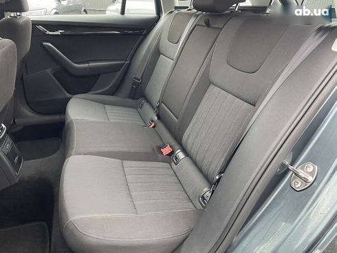 Skoda Octavia 2019 - фото 26