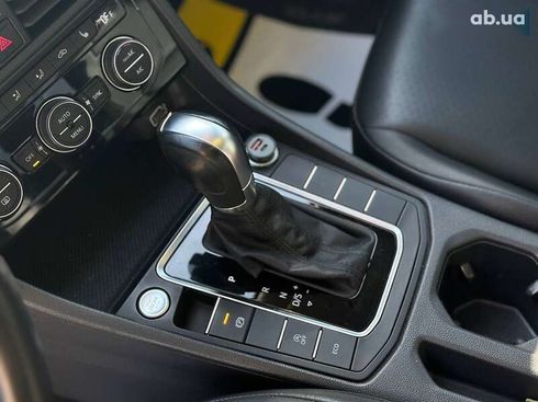Volkswagen Jetta 2018 - фото 11