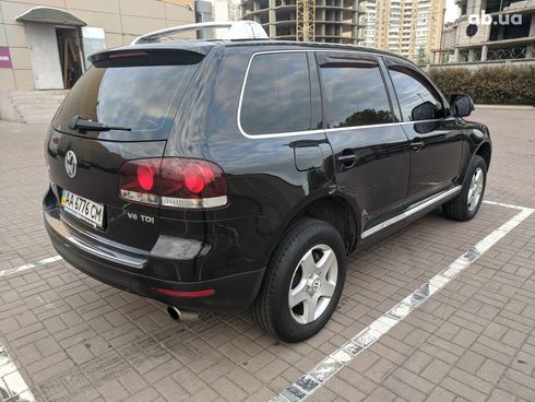 Volkswagen Touareg 2007 черный - фото 8