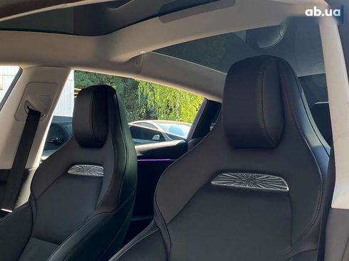 Tesla Model 3 2024 - фото 13