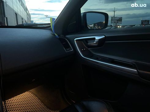 Volvo XC60 2013 серый - фото 31