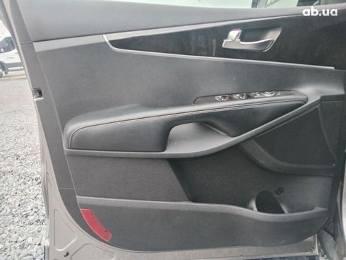 Kia Sorento 2015 серый - фото 9