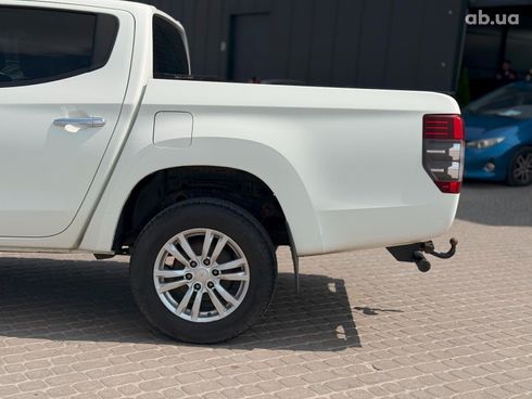 Mitsubishi l 200 2019 белый - фото 5