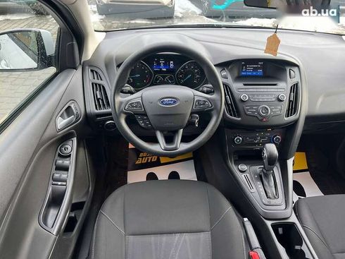 Ford Focus 2017 - фото 11