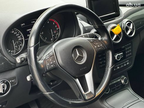 Mercedes-Benz V-Класс 2013 черный - фото 18