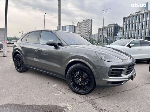 Porsche Cayenne 2019 - фото 16