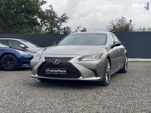 Lexus ES 2021 - фото 15