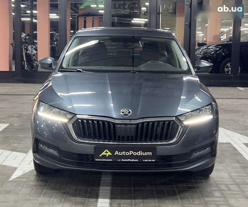 Skoda Octavia 2021 - фото 8
