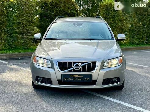 Volvo V70 2011 - фото 2