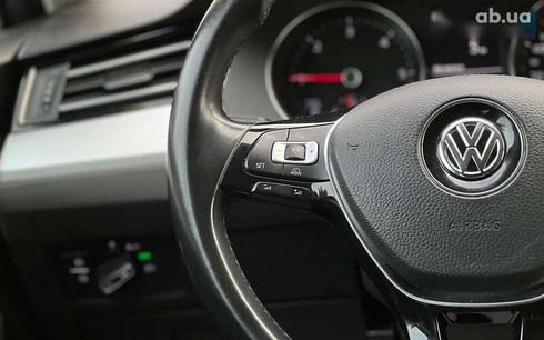 Volkswagen Passat 2017 - фото 11