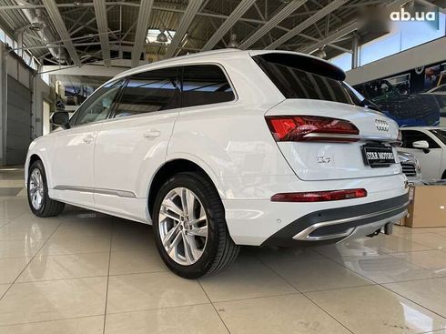 Audi Q7 2020 - фото 11