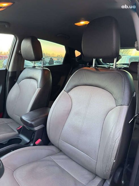 Hyundai ix35 2012 - фото 10