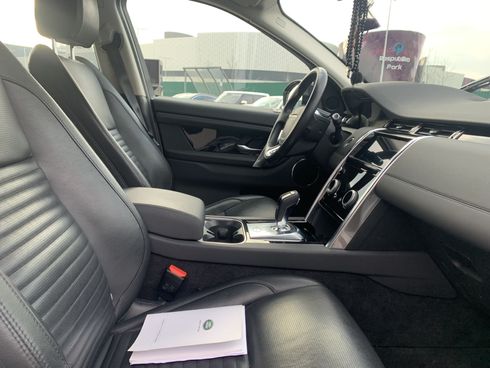 Land Rover Discovery Sport 2019 белый - фото 12