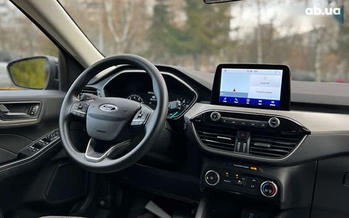 Ford Escape 2021 - фото 19