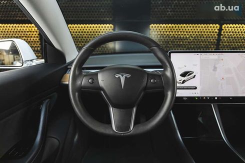 Tesla Model 3 2020 - фото 21