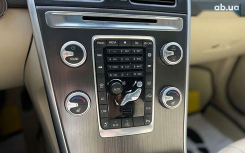 Volvo XC60 2015 - фото 21
