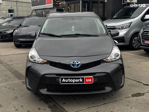 Toyota Prius V 2017 серый - фото 8