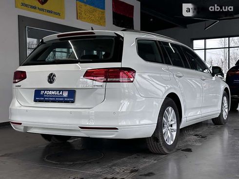 Volkswagen Passat 2017 - фото 15