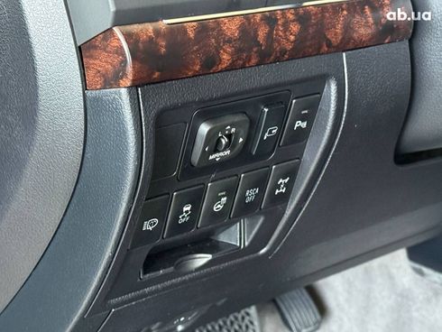 Toyota land cruiser 200 2012 серый - фото 17
